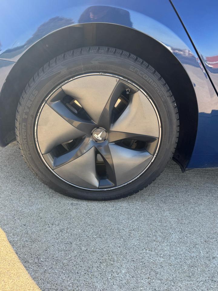 Tesla Model 3 Base 2018