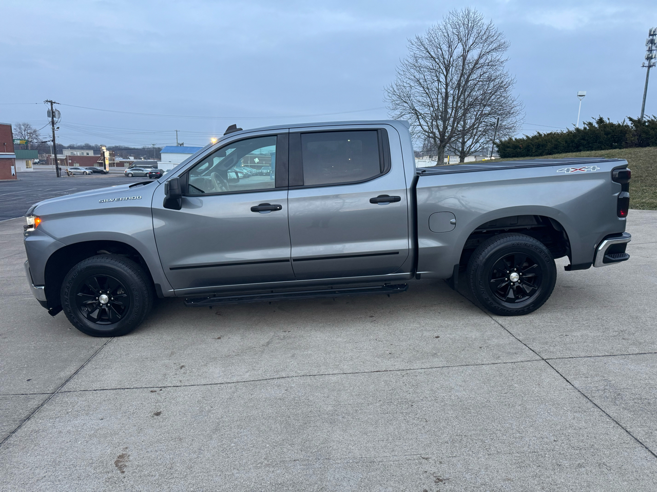 Chevrolet Silverado 1500 1LT Crew Cab 4WD 2020