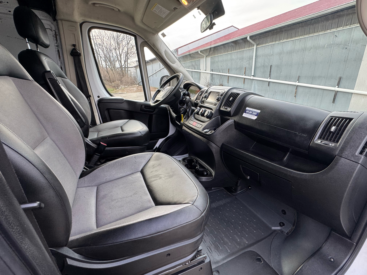 RAM Promaster 1500 Low Roof Tradesman 136-in. WB 2018