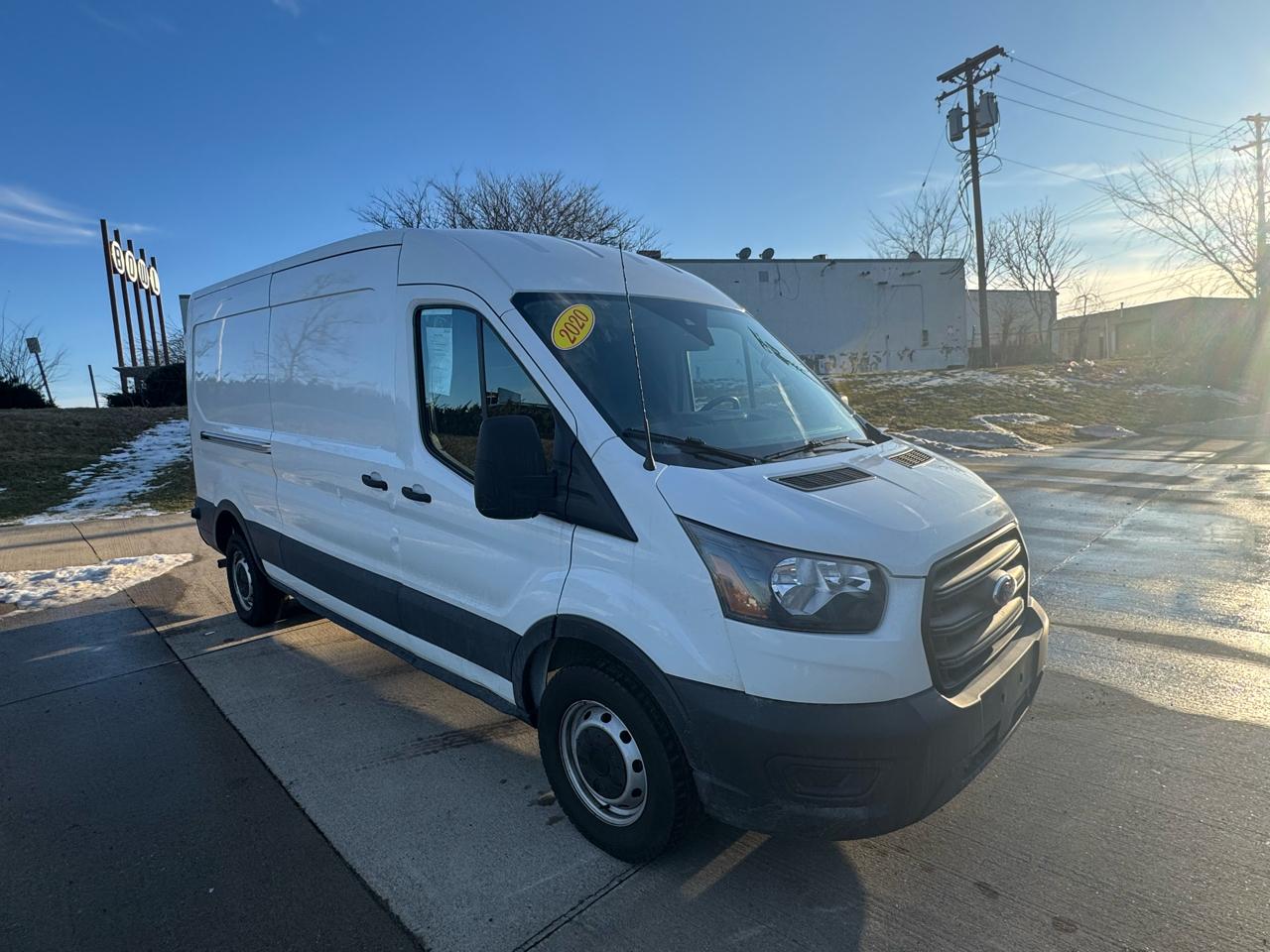 2020 Ford Transit 250 Van Med. Roof w/Sliding Pass. 130-in. WB
