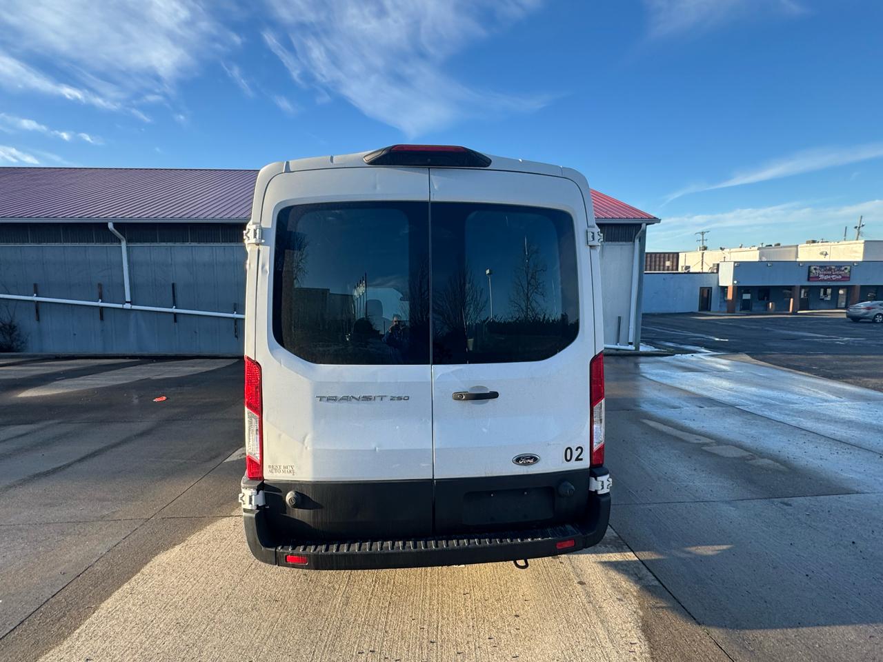 Ford Transit 250 Van Med. Roof w/Sliding Pass. 130-in. WB 2020