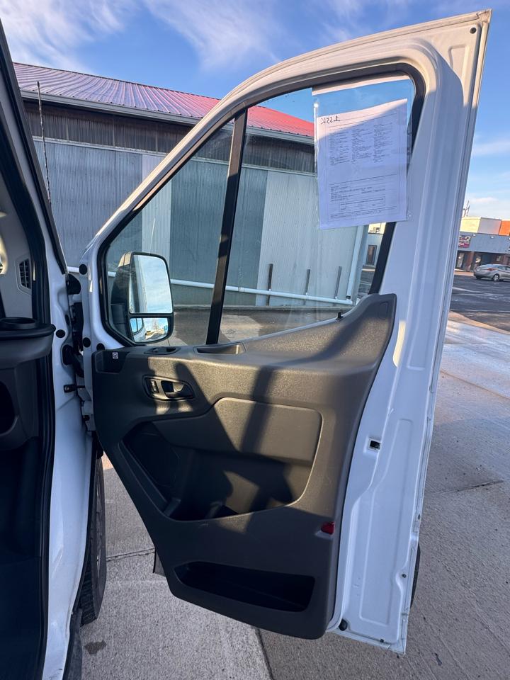 Ford Transit 250 Van Med. Roof w/Sliding Pass. 130-in. WB 2020