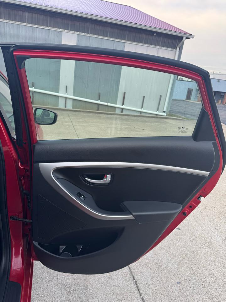 Hyundai Elantra GT A/T 2014