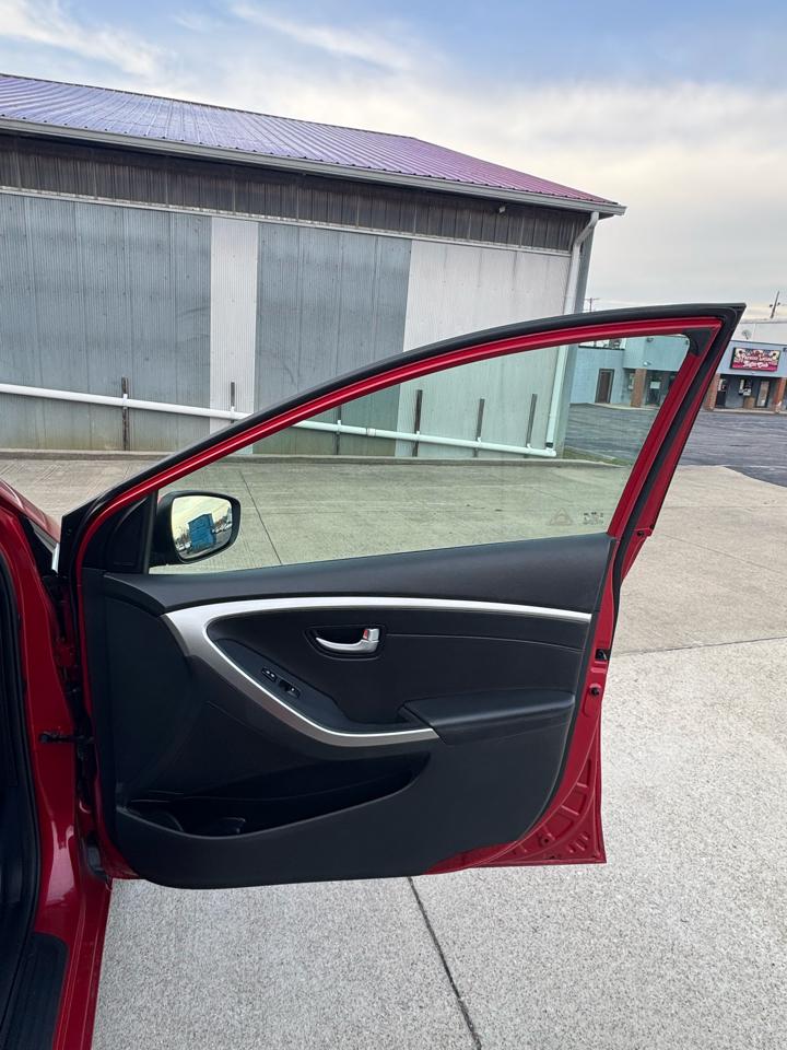 Hyundai Elantra GT A/T 2014