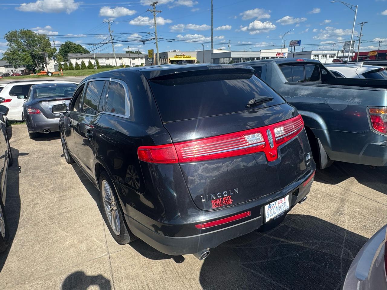 Lincoln MKT 3.5L with EcoBoost AWD 2016