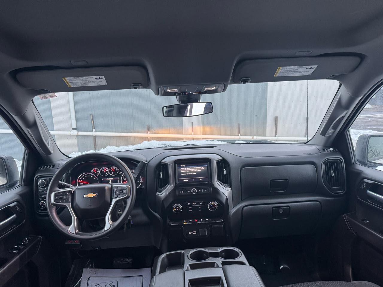 Chevrolet Silverado 1500 Custom Crew Cab Short Box 4WD 2021