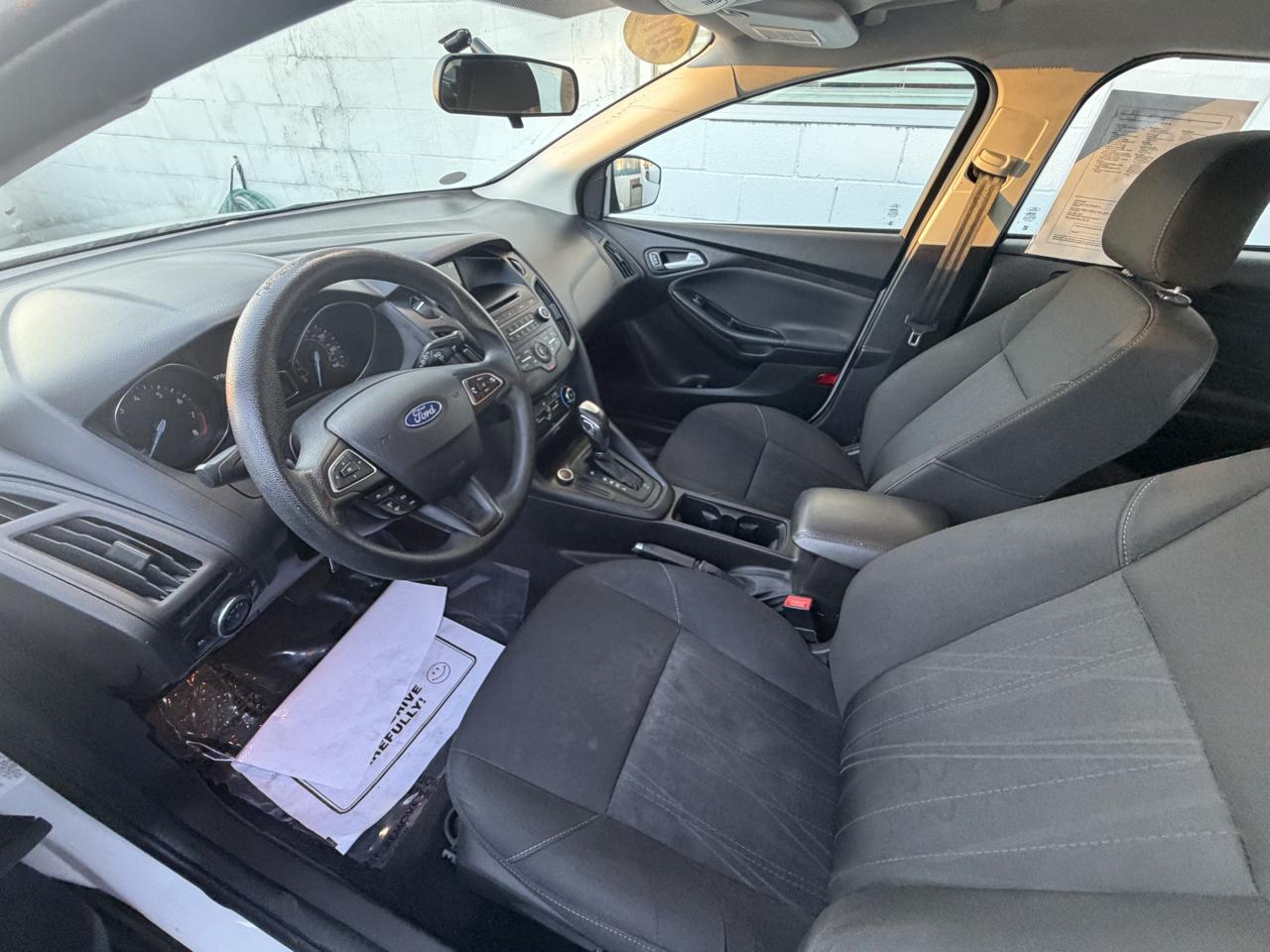 Ford Focus SE Hatch 2016