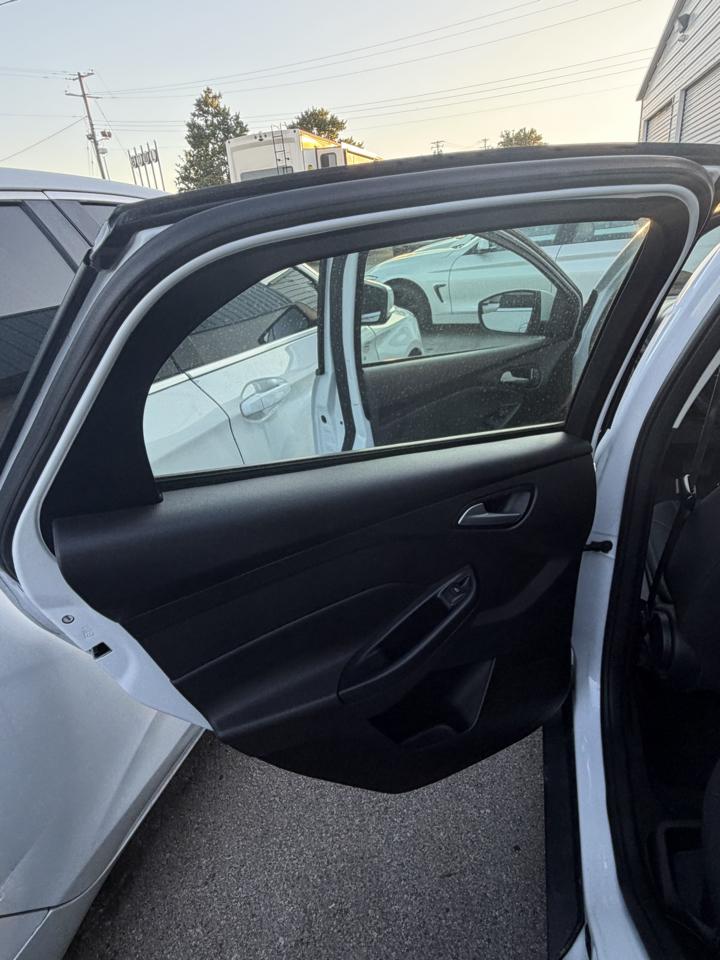 Ford Focus SE Hatch 2016