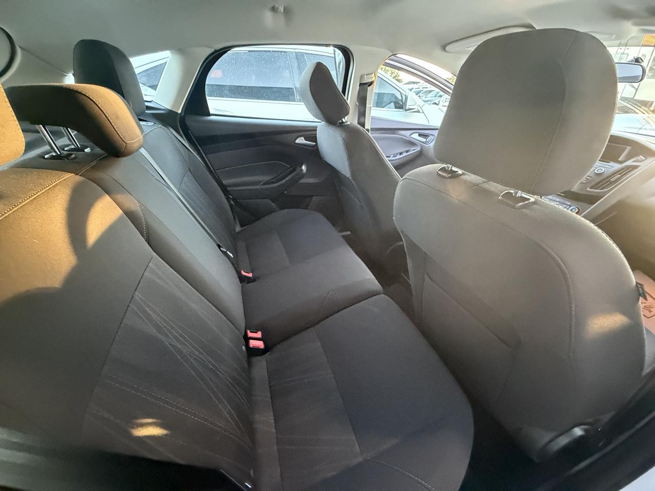 Ford Focus SE Hatch 2016