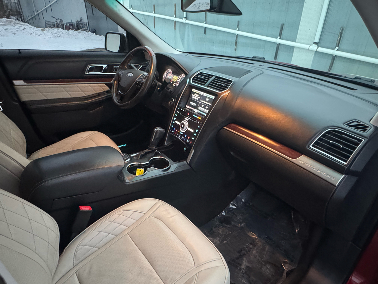 Ford Explorer Platinum AWD 2016