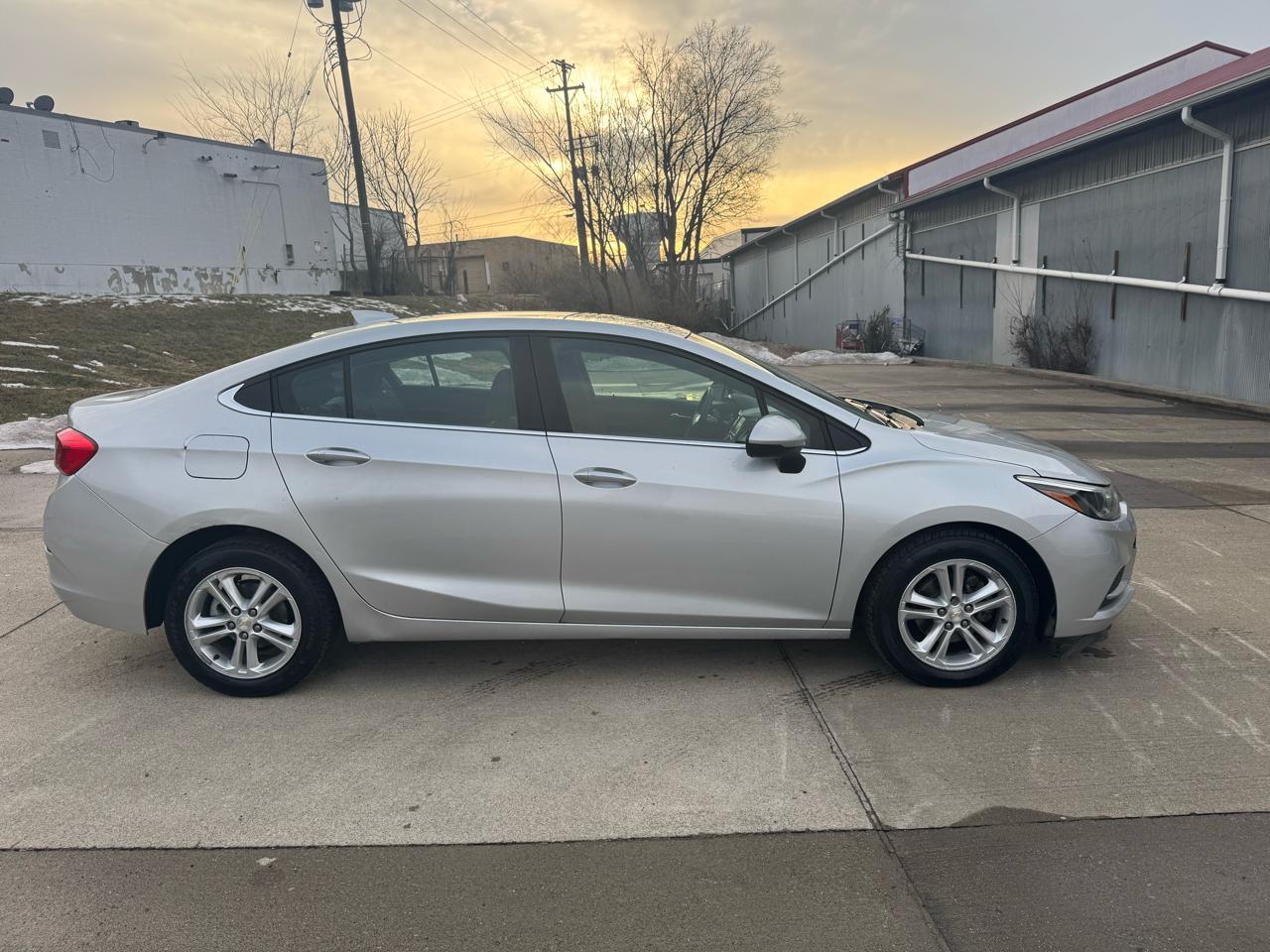 Chevrolet Cruze LT Auto 2017