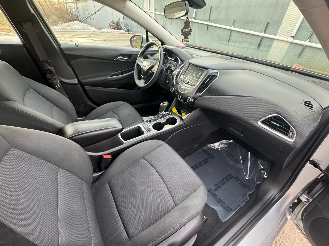 Chevrolet Cruze LT Auto 2017