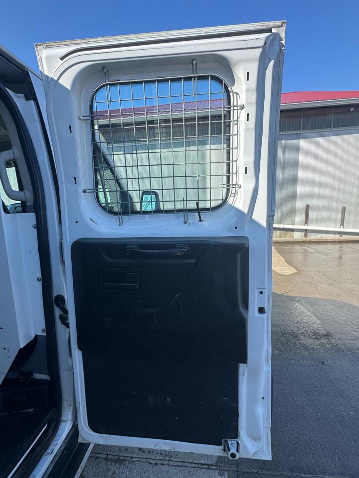 Ford Transit 250 Van Low Roof 60/40 Pass.130-in. WB 2015