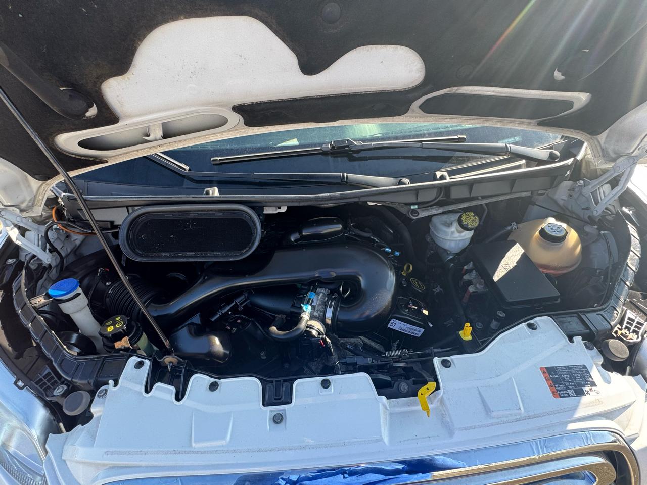 Ford Transit 250 Van Low Roof 60/40 Pass.130-in. WB 2015