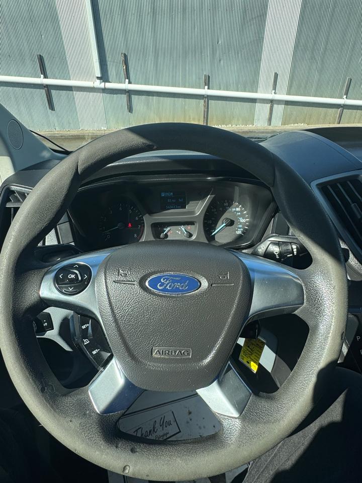 Ford Transit 250 Van Low Roof 60/40 Pass.130-in. WB 2015