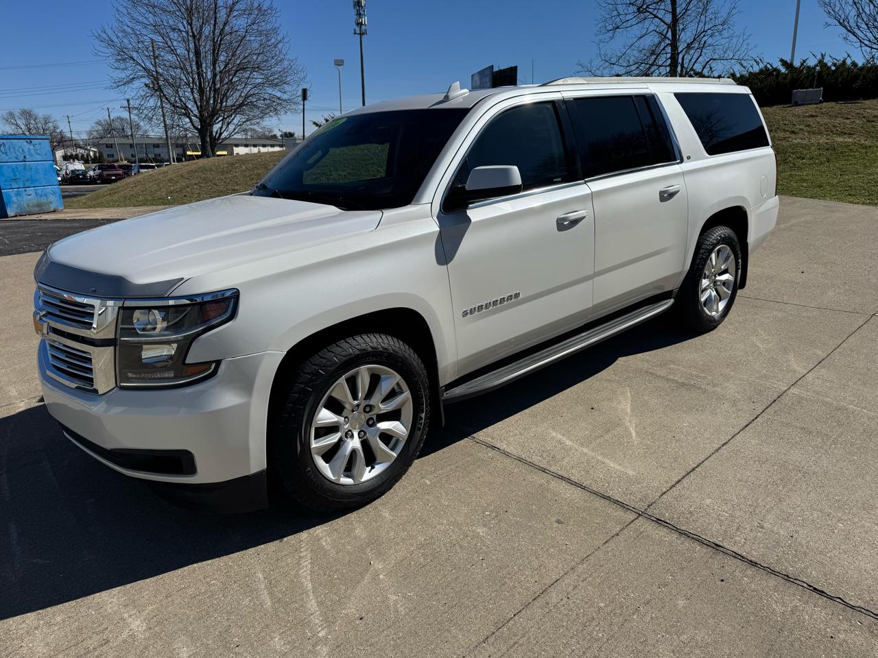 Chevrolet Suburban LT 4WD 2016