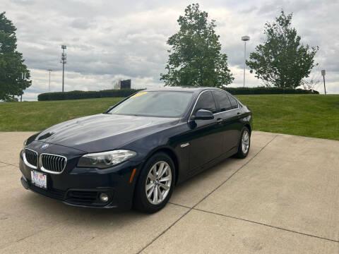 BMW 5-Series 528i 2015