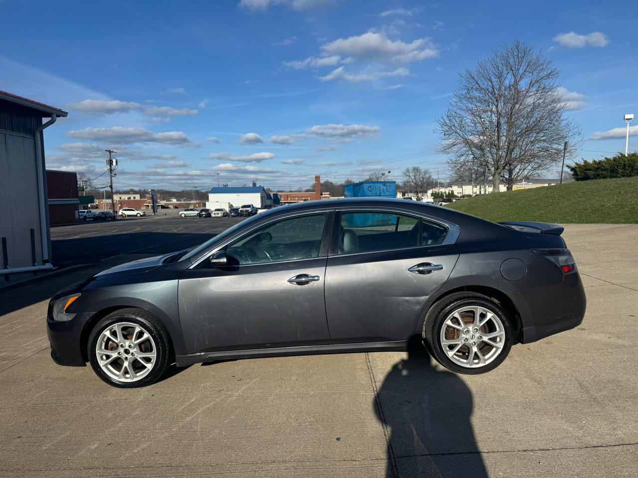 Nissan Maxima SV 2013