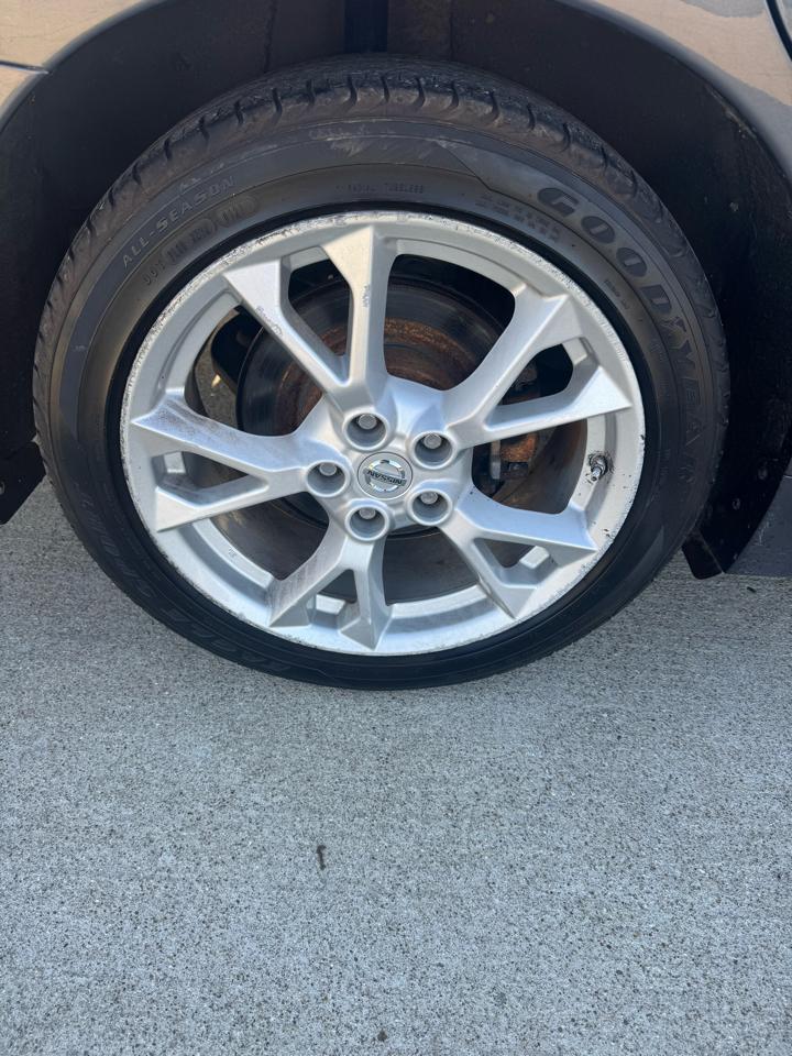 Nissan Maxima SV 2013