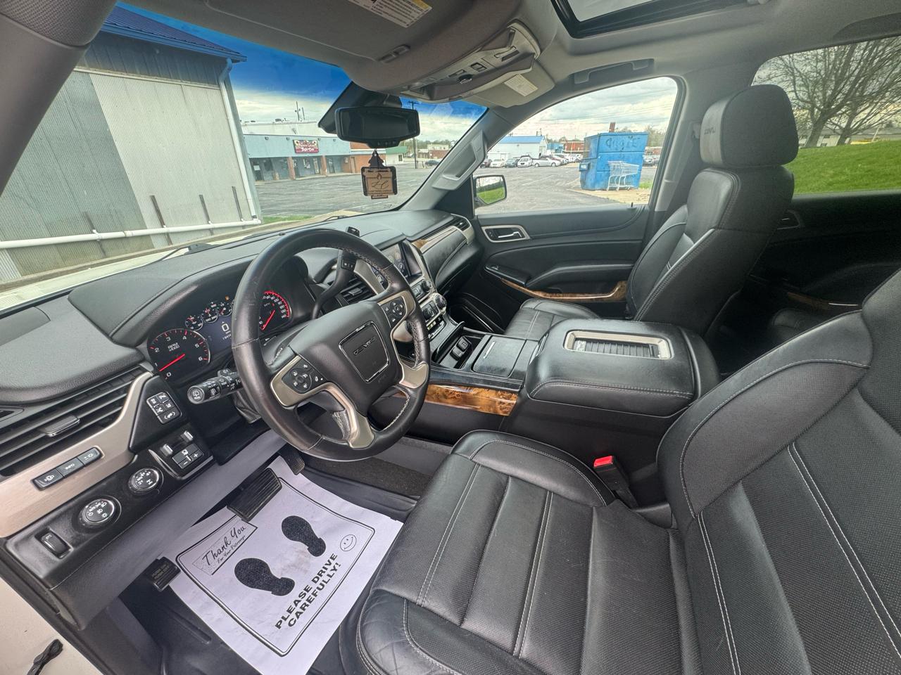 GMC Yukon Denali XL 4WD 2015