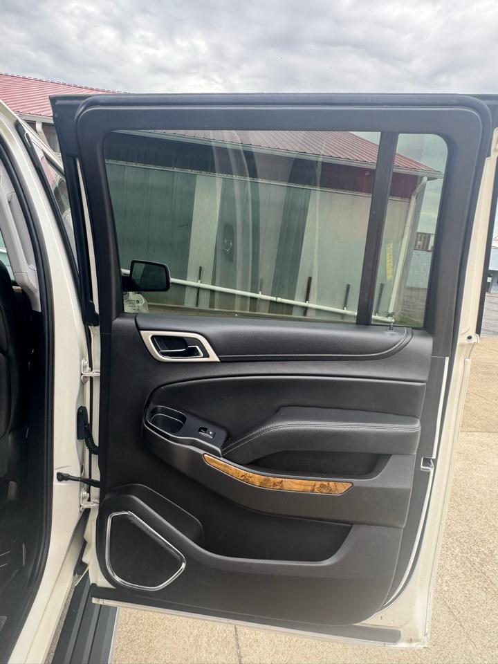 GMC Yukon Denali XL 4WD 2015