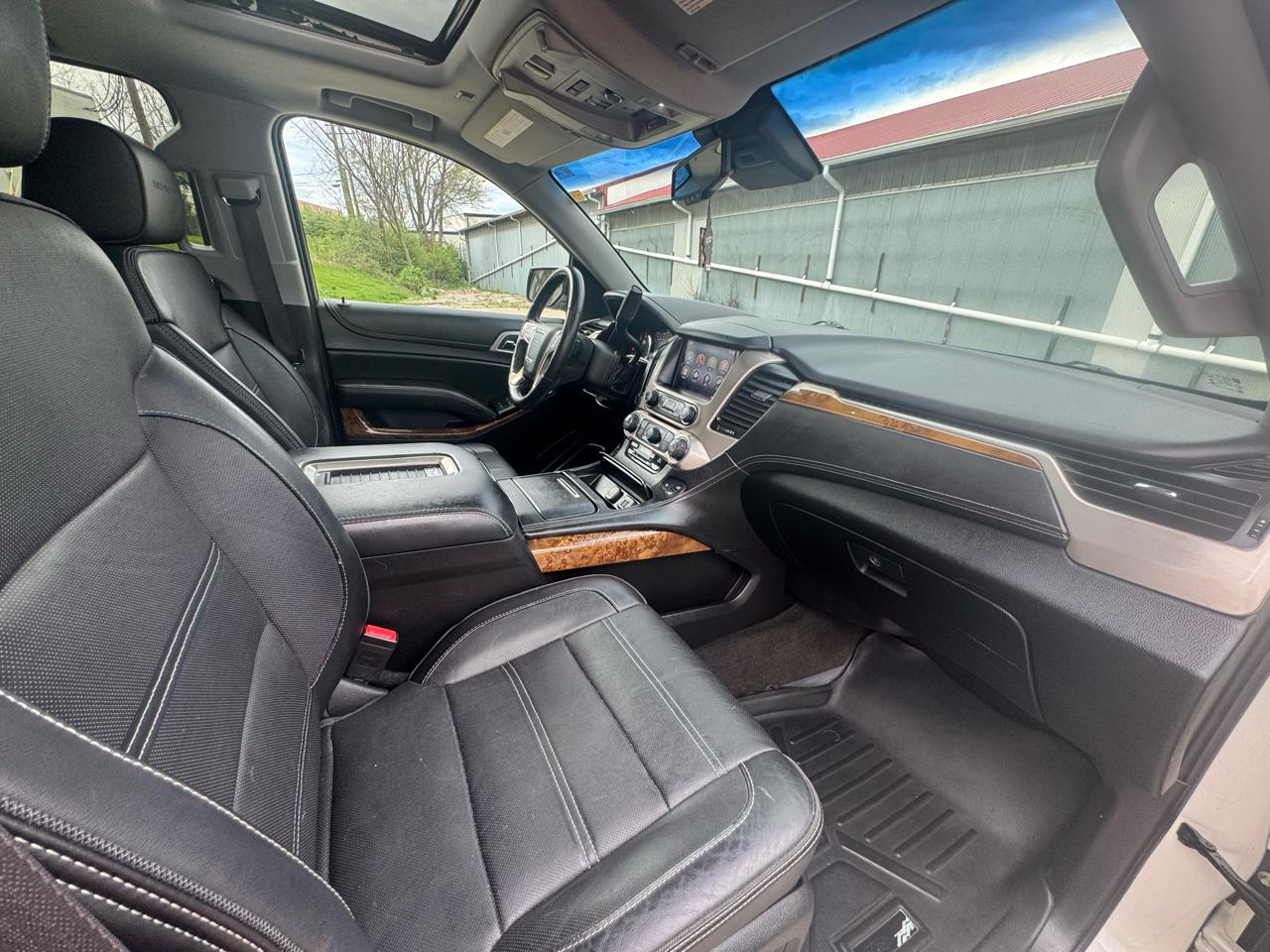 GMC Yukon Denali XL 4WD 2015