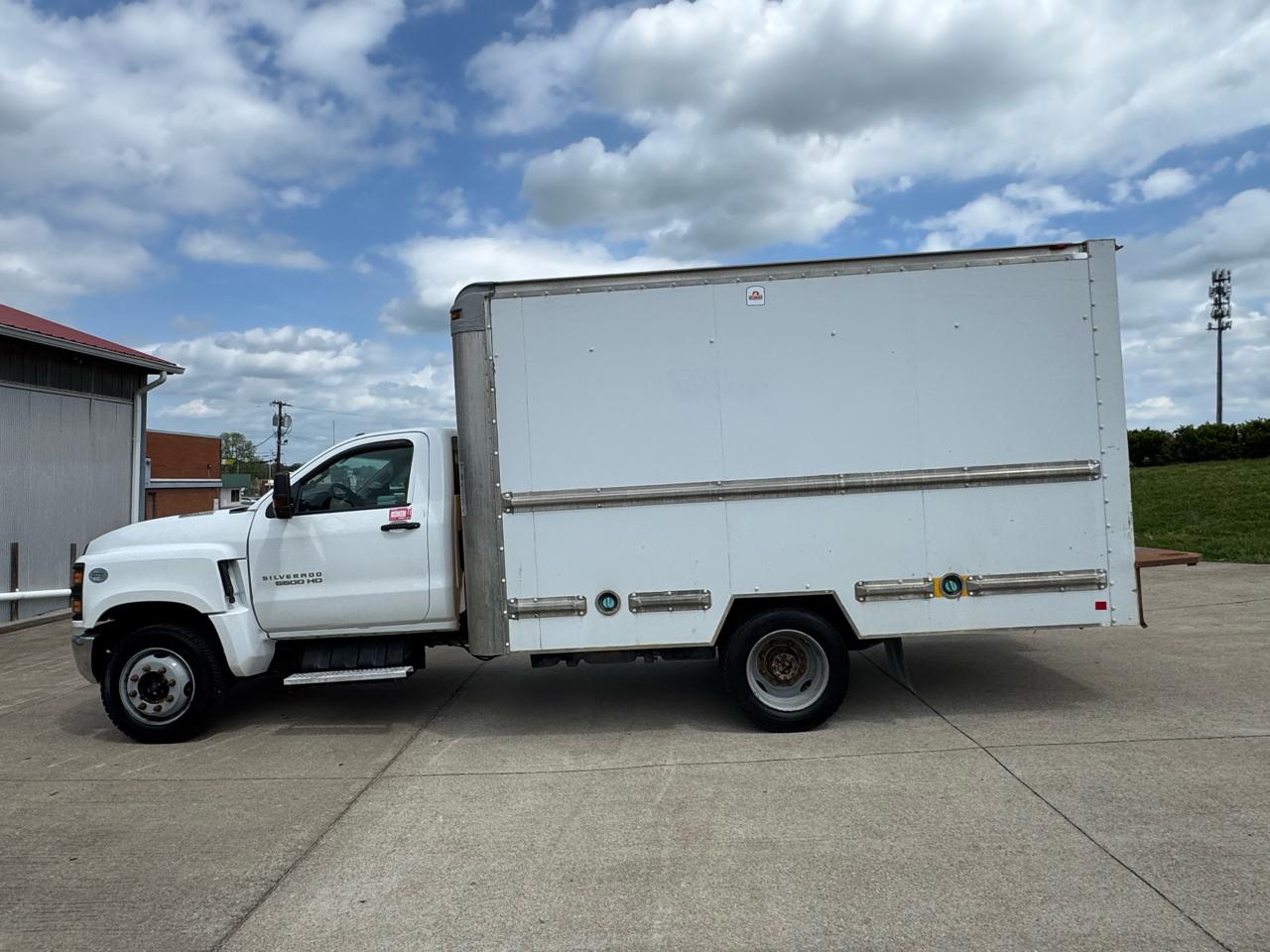 Chevrolet Silverado Medium Duty  2019