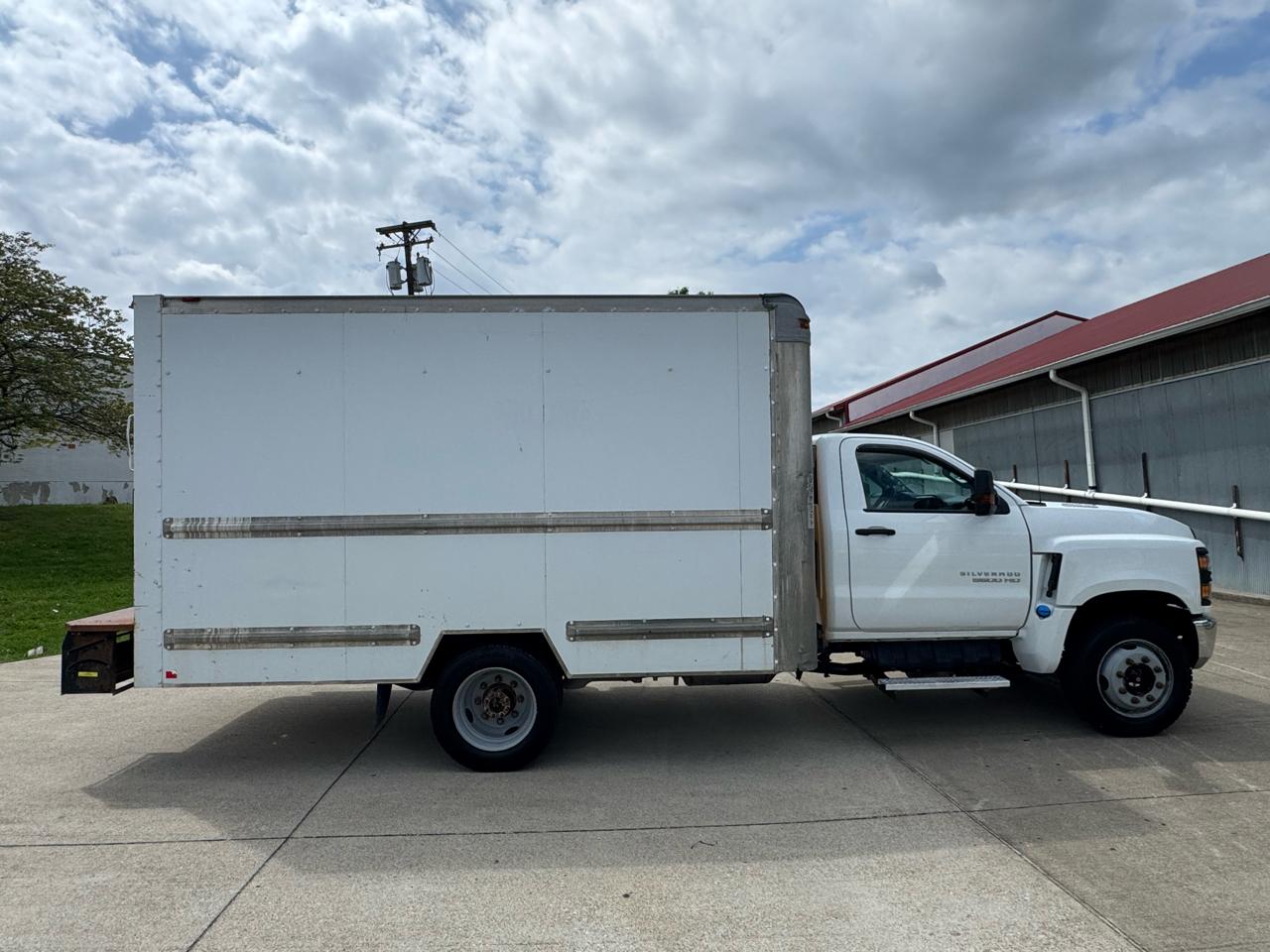 Chevrolet Silverado Medium Duty  2019