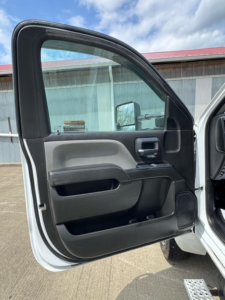 Chevrolet Silverado Medium Duty  2019