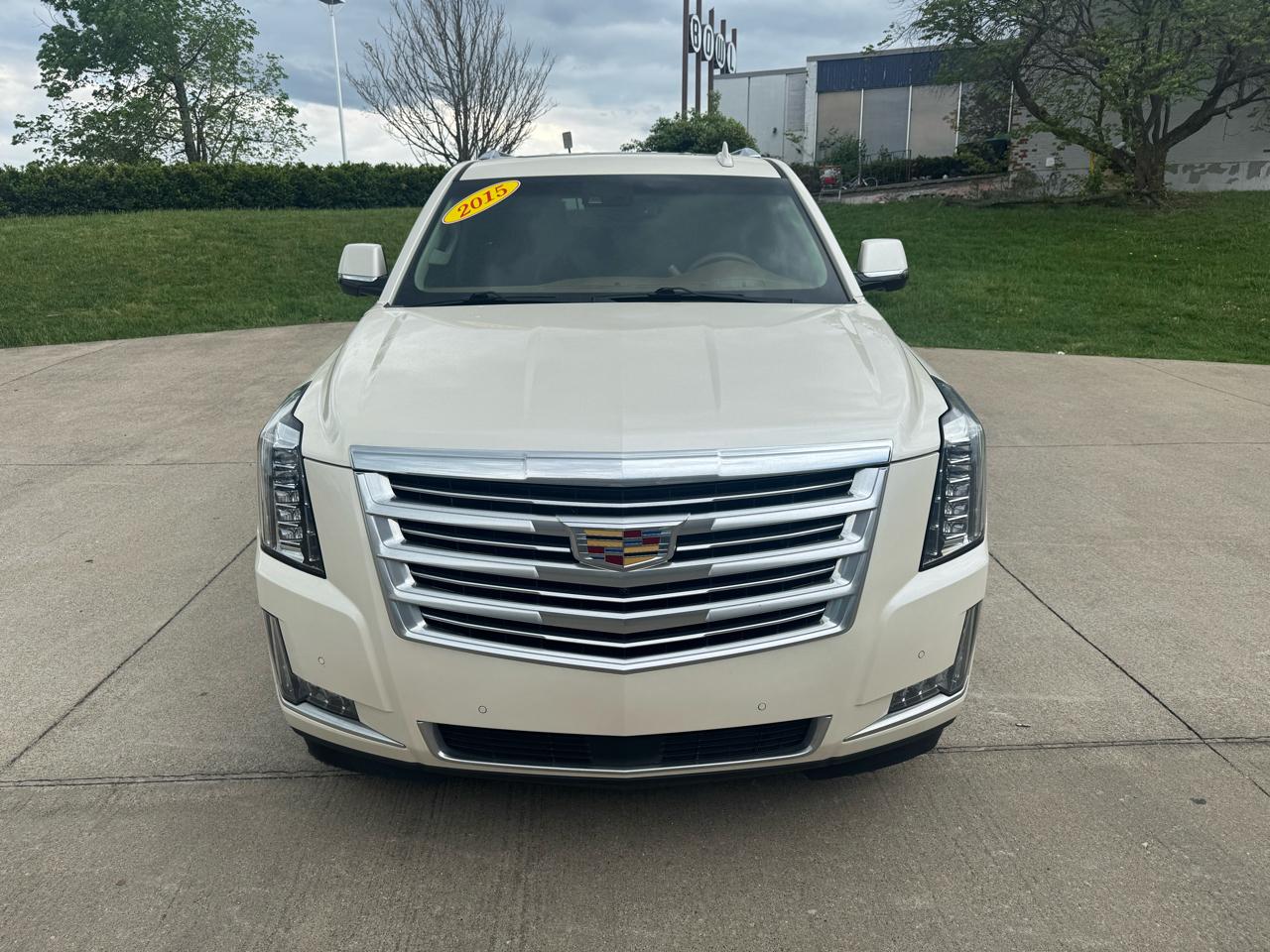 Cadillac Escalade Platinum 4WD 2015