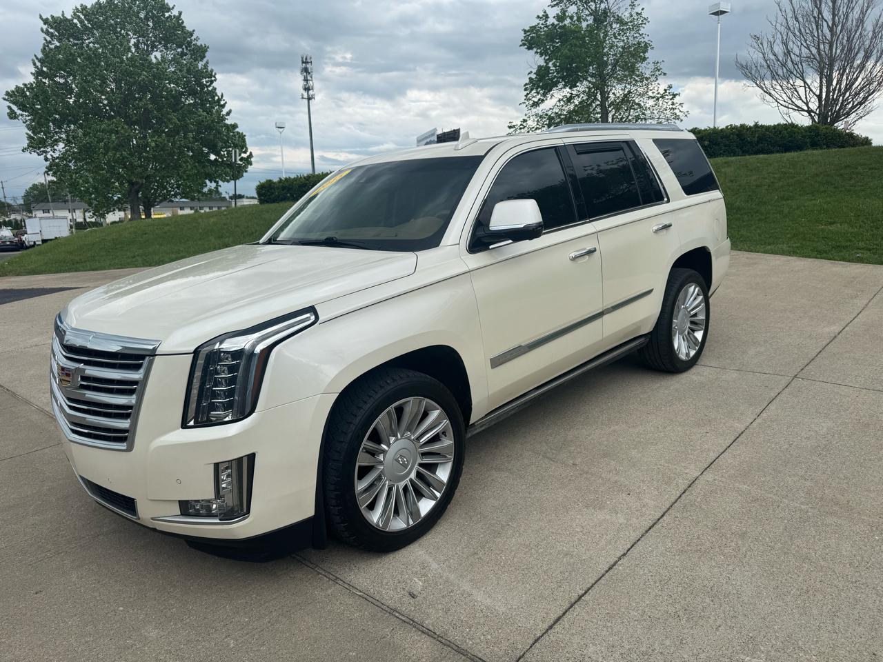 Cadillac Escalade Platinum 4WD 2015