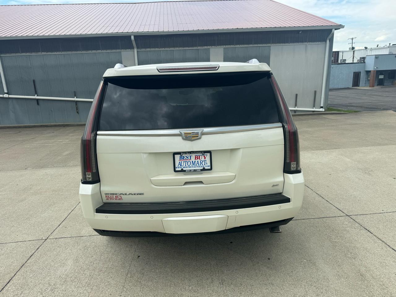 Cadillac Escalade Platinum 4WD 2015