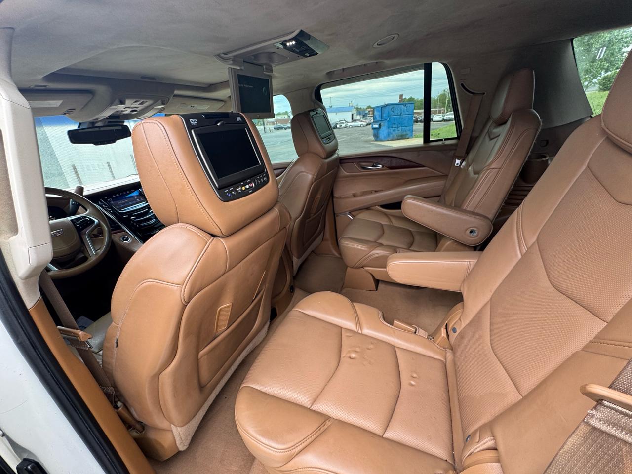 Cadillac Escalade Platinum 4WD 2015