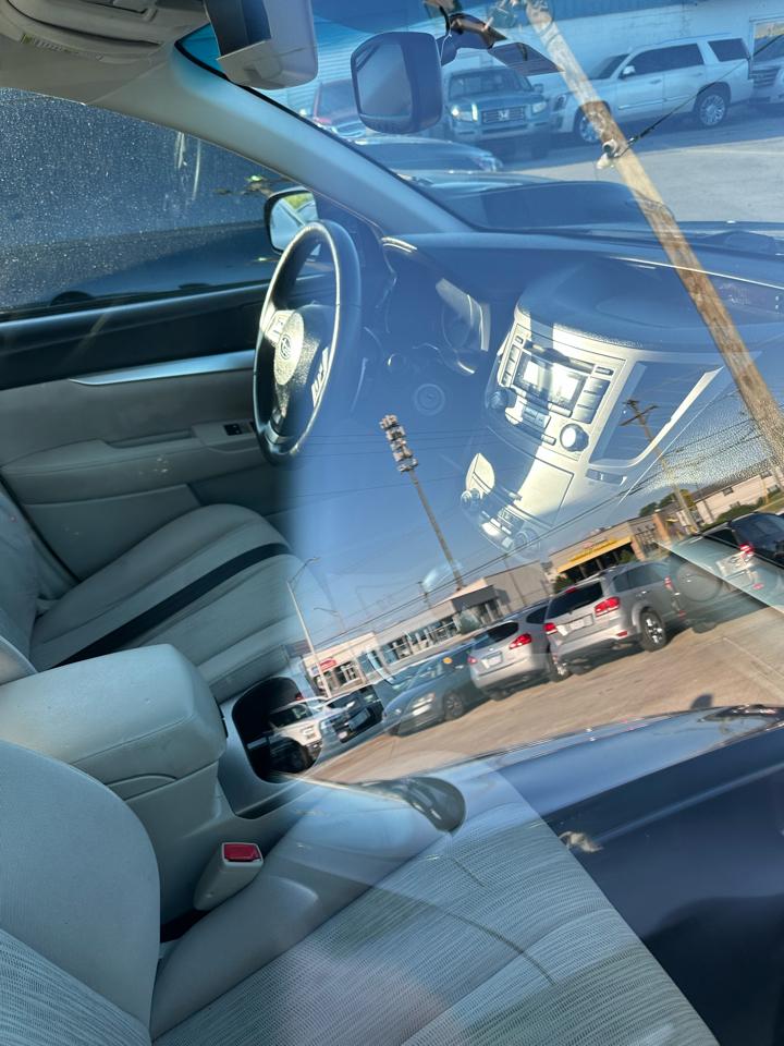 Subaru Legacy 2.5i Premium 2013