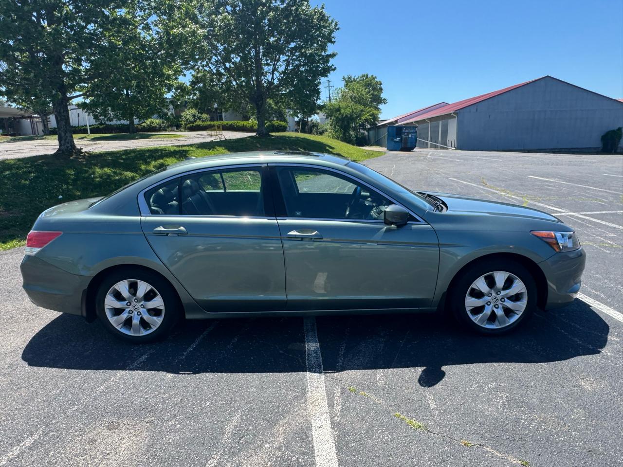 Honda Accord EX-L Sedan AT 2010