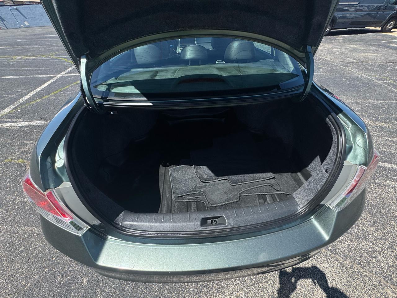 Honda Accord EX-L Sedan AT 2010