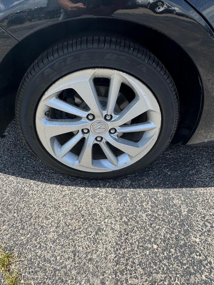 Acura ILX 8-Spd AT w/ Premium Package 2017