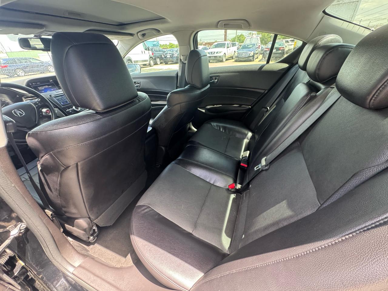 Acura ILX 8-Spd AT w/ Premium Package 2017