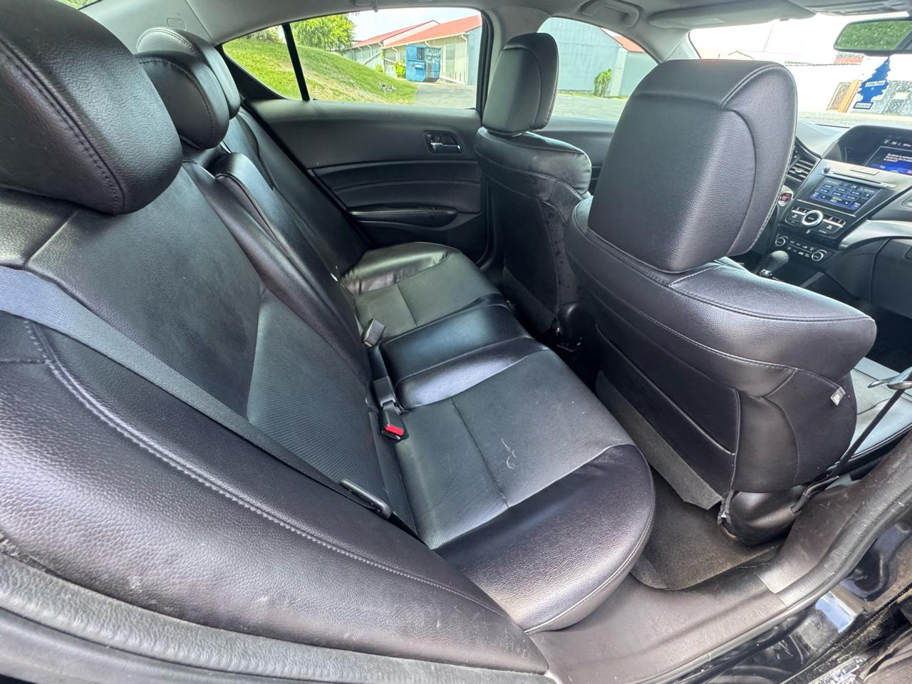 Acura ILX 8-Spd AT w/ Premium Package 2017
