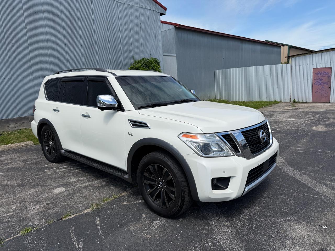 Nissan Armada Platinum AWD 2017
