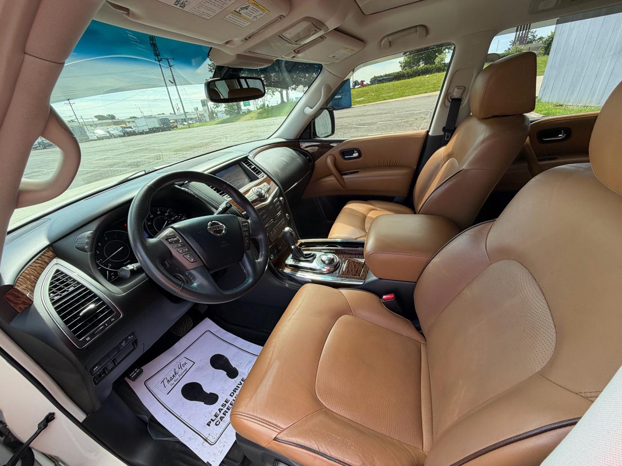 Nissan Armada Platinum AWD 2017