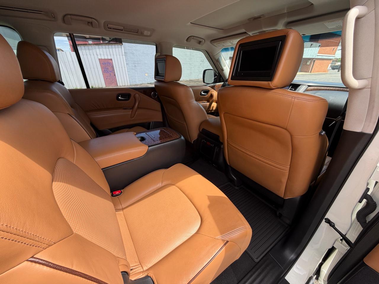 Nissan Armada Platinum AWD 2017
