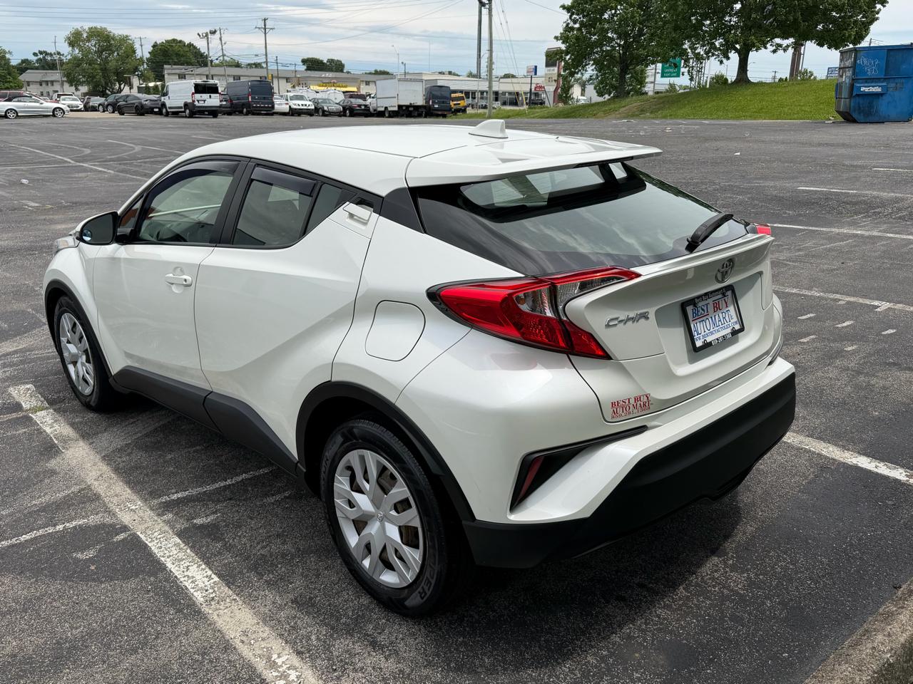 Toyota C-HR LE 2019