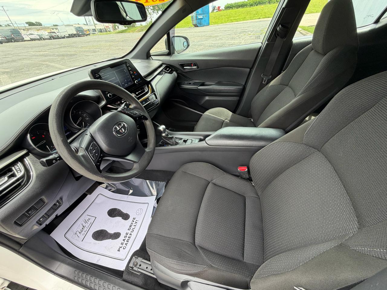 Toyota C-HR LE 2019