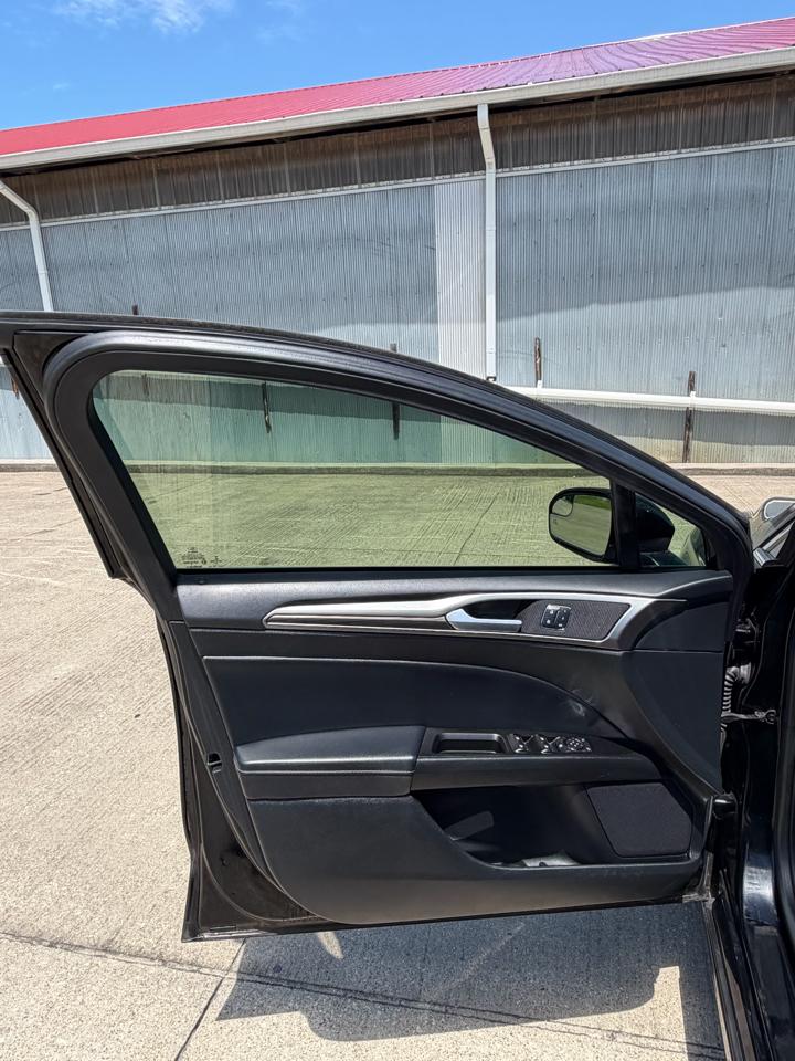 Ford Fusion SE 2017
