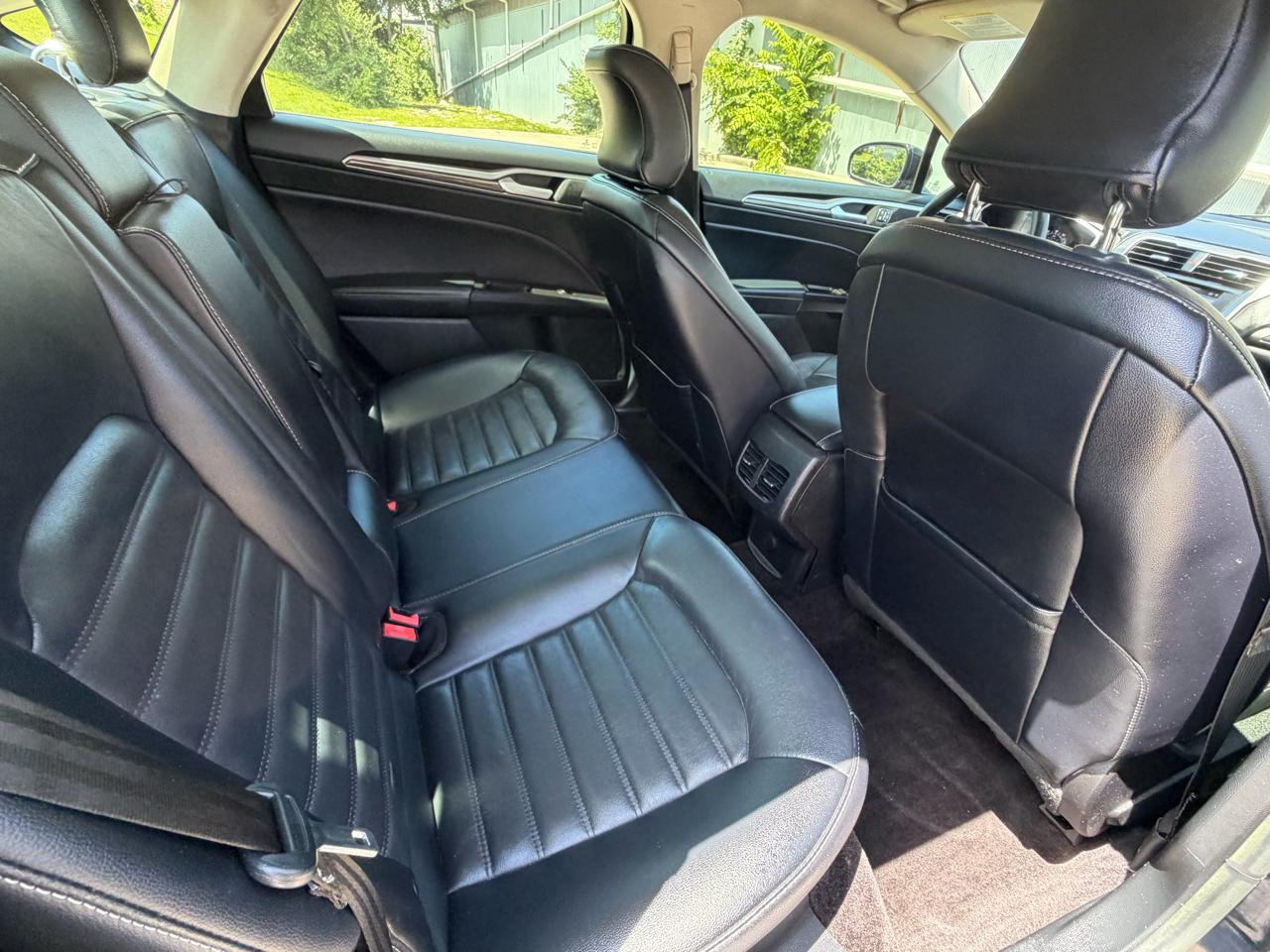Ford Fusion SE 2017