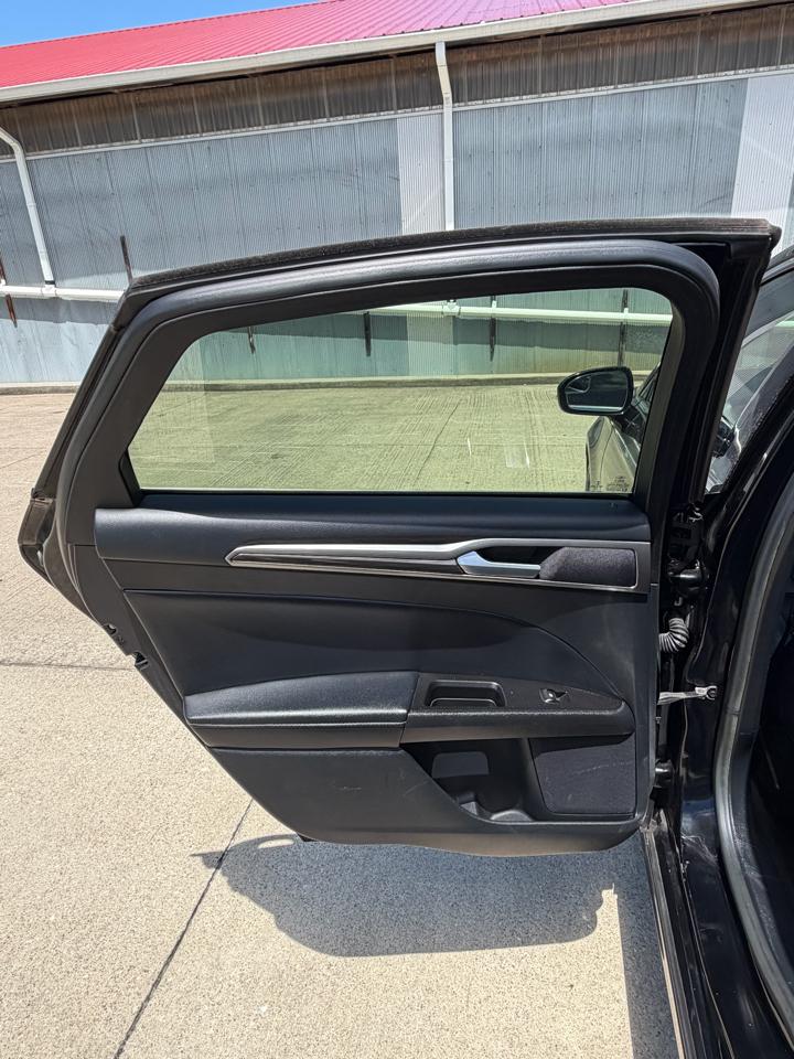 Ford Fusion SE 2017