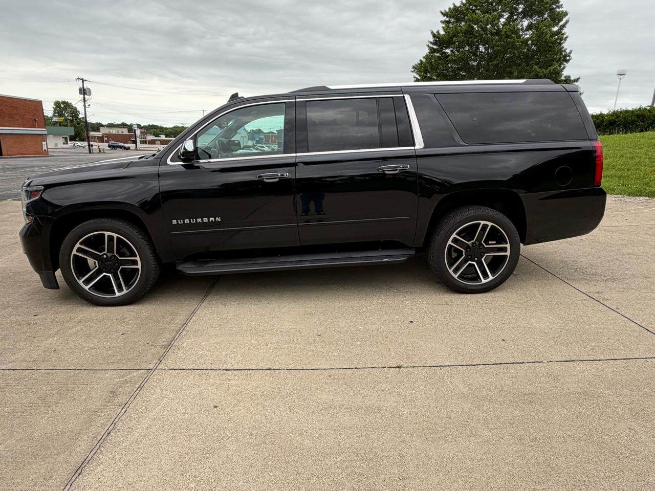 Chevrolet Suburban Premier 4WD 2019