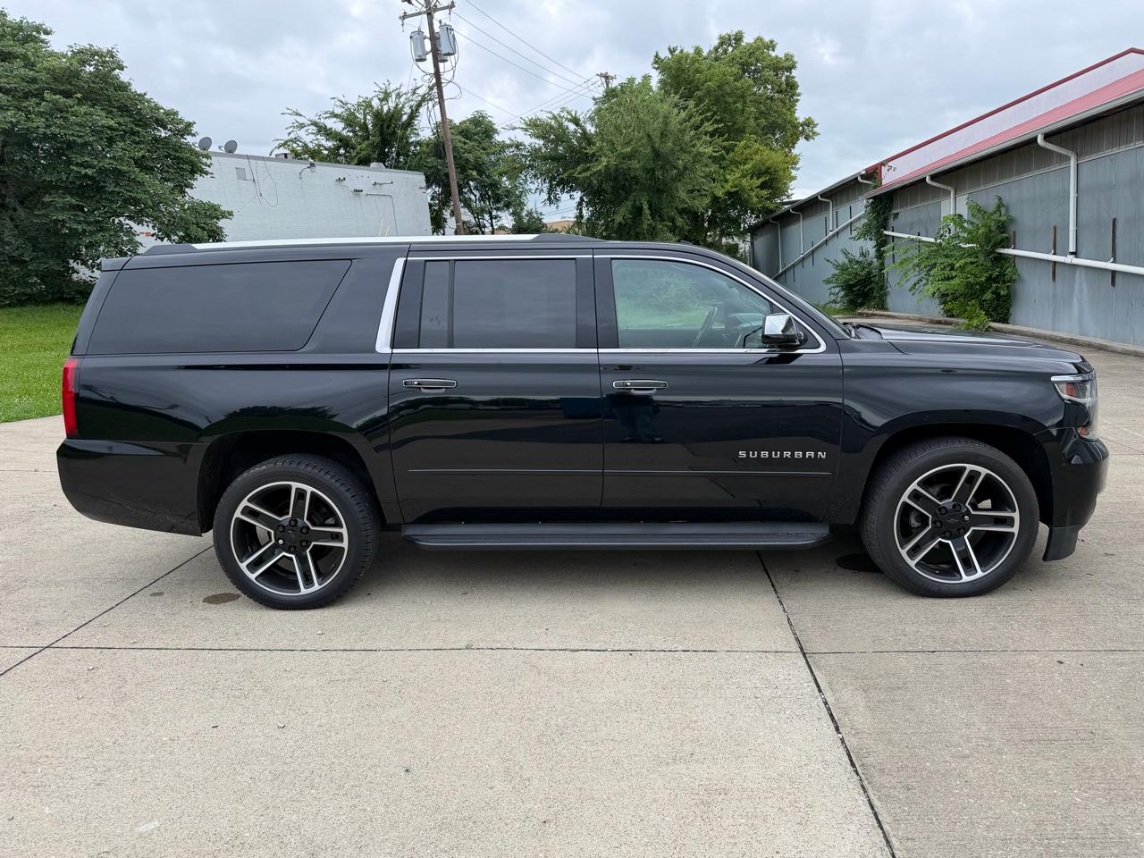 Chevrolet Suburban Premier 4WD 2019