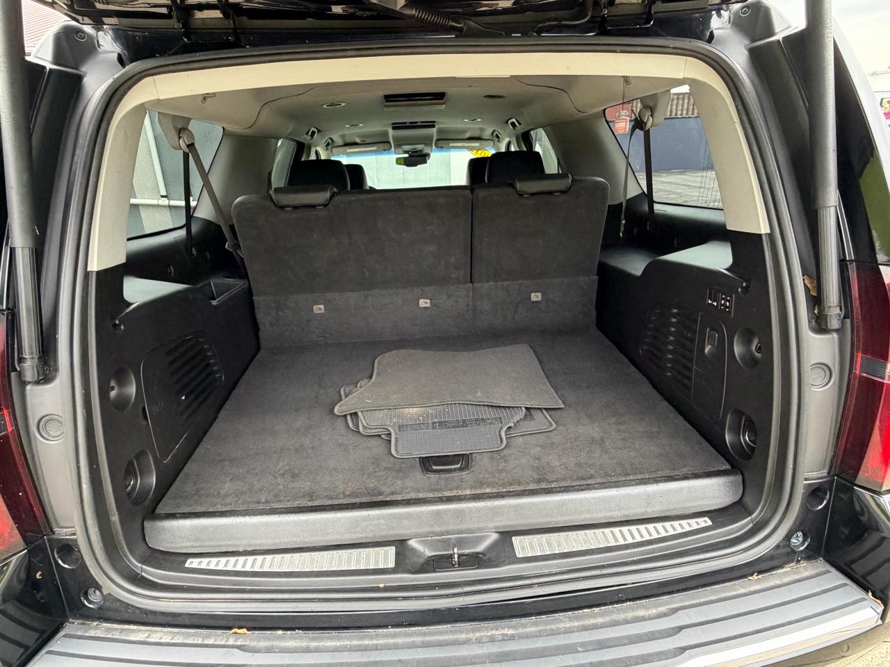 Chevrolet Suburban Premier 4WD 2019